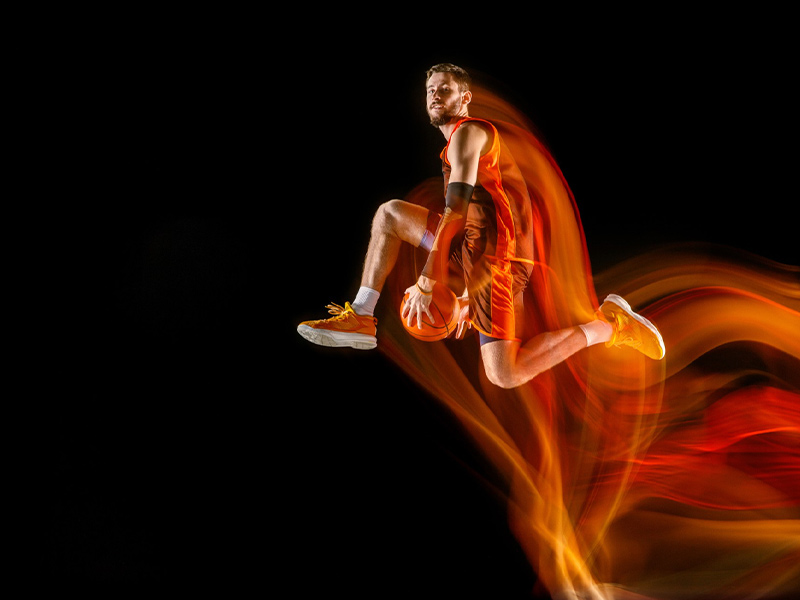 太阳轻取国王杰伦格林20分布克复出17+6威少16+7+4断